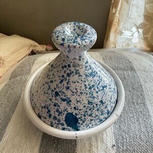 Small decorative Tajine pot